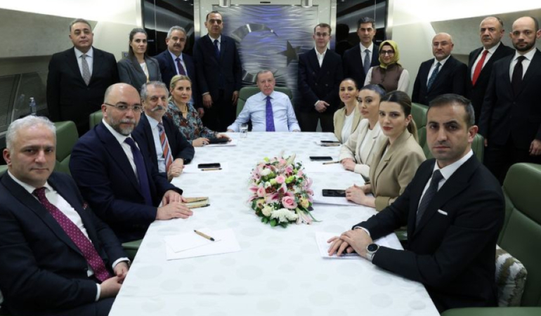 erdogan-kazakistanla-ticaret-hacmini-15-milyar-dolara-cikarmak-istiyoruz-8JEV7G78.jpg