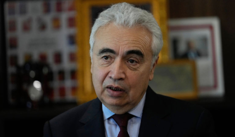 fatih-biroldan-stok-uyarisi-cok-suratli-eriyor-2y2VkJ1v.jpg