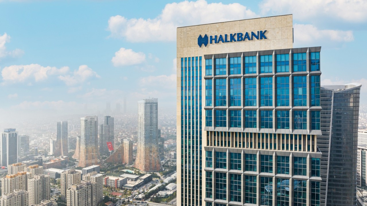 halkbank-88-yasinda-fgPtUxAk.jpg