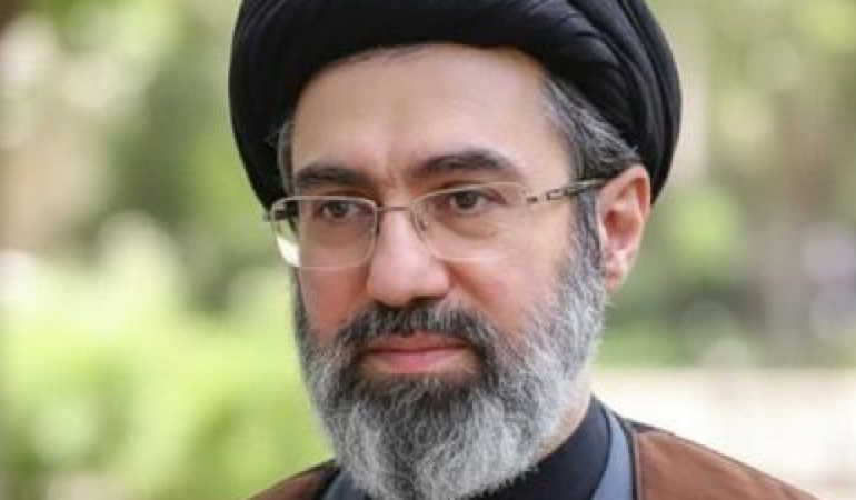 İran Dini Lideri Hamaney’den gerginlik yaratan uranyum çıkışı
