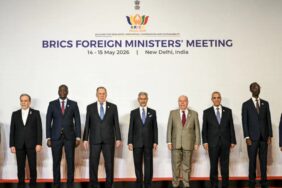 iranin-hurmuz-bogazini-kapatmasi-bricsi-boldu-zQClk2xc.jpg