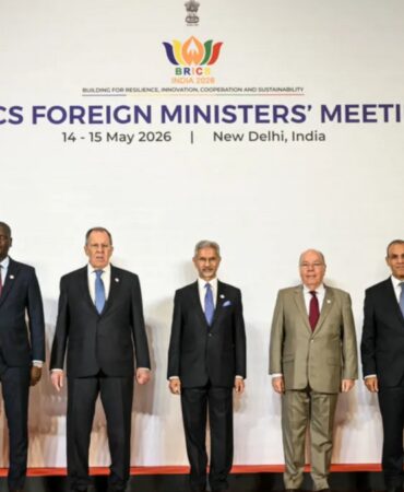 iranin-hurmuz-bogazini-kapatmasi-bricsi-boldu-zQClk2xc.jpg
