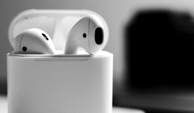 kamerali-airpods-geliyor-sirinin-gozleri-olacaklar-zwDIWOs8.jpg