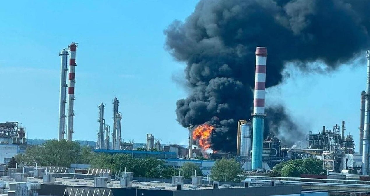 macaristanda-petrokimya-tesisinde-patlamada-1-kisi-oldu-hwprxy5r.jpg