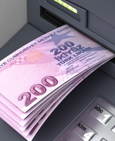 mevduatta-yaris-kizisti-500-bin-tlnin-1-aylik-getirisi-degisti-NhJ9KwbH.jpg