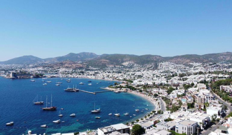 Şimşek’ten turizm bildirisi