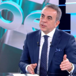 telefon-uretiminde-kiymetli-olan-turkiyede-uretip-markalasmak-S53viyIA.jpg