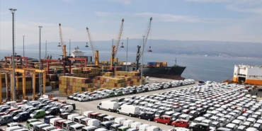 ticaret-bakanligi-otomotiv-ihracat-verilerini-paylasti-415-milyar-dolarlik-hacim-FvKruklY.jpg