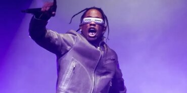 travis-scott-konserinde-sabanci-surprizi-u68uKY7c.jpg