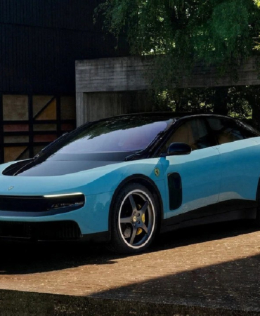 araba-devinde-sok-birinci-elektrikli-modelin-akabinde-istifa-etti-Ba4zvGDM.jpg