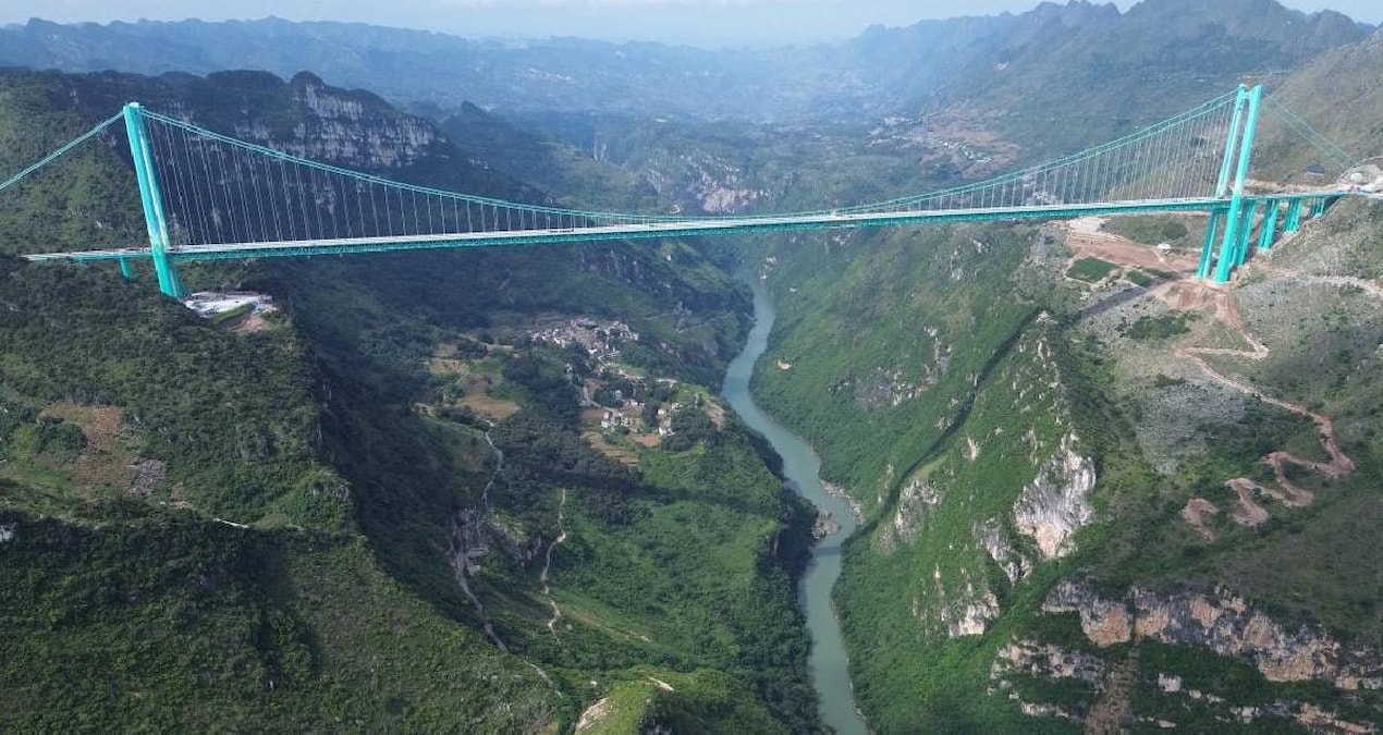 dunyanin-en-yuksek-koprusu-tam-625-metre-yuksekliginde-u1n3zvEO.jpg
