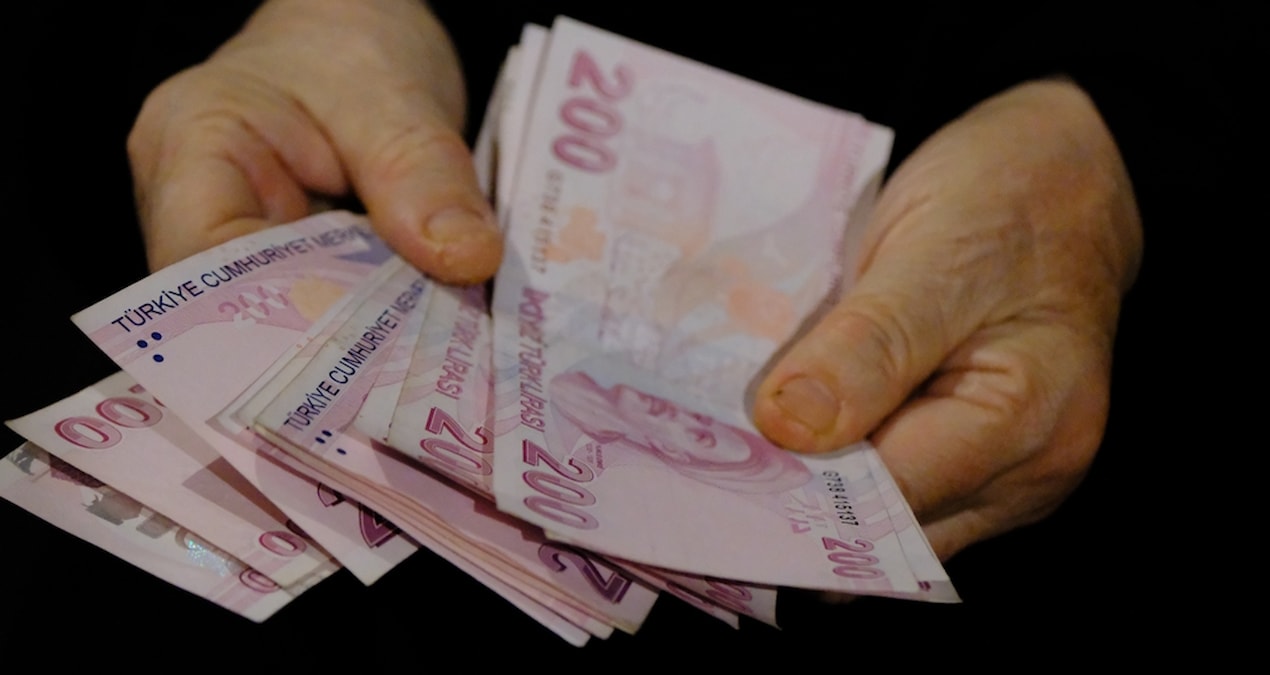 merkez-bankasi-temmuz-zammi-icin-kritik-ipucunu-verdi-iste-memur-ve-emeklinin-yeni-maas-gjUOXFEJ.jpg