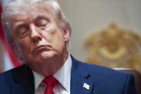 trump-canli-yayinda-uykuya-daldi-sosyal-medya-karisti-AqVQVj1I.jpg