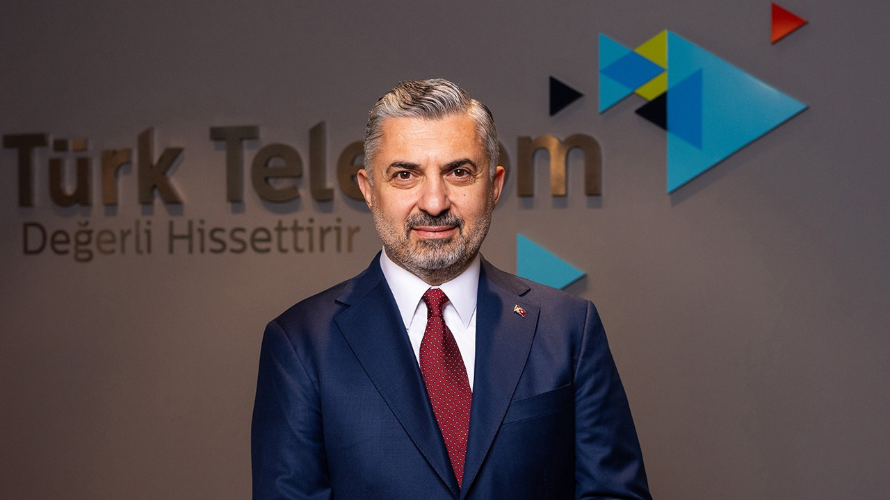 turk-telekom-ceosu-ebubekir-sahin-gayemiz-kktcnin-dijital-ada-vizyonunu-gercege-donusturmek-M4eDI2iu.jpg