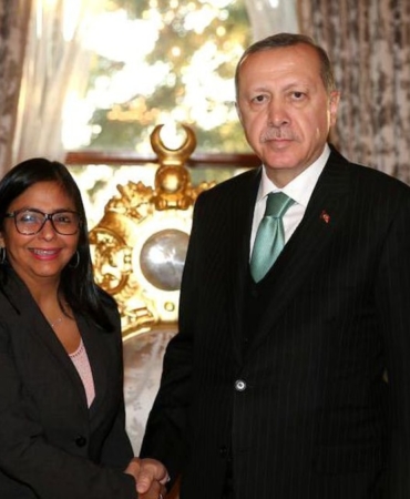 venezuelanin-gecici-baskani-turkiyeye-geliyor-S3fROM3v.jpg