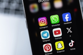 whatsapp-milyonlarca-telefonda-artik-calismayacak-NGmSYrXv.jpg