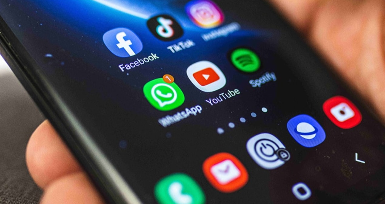 whatsappa-yeni-buton-geliyor-mesajlar-silinmeyecek-Gtn6MVx2.jpg