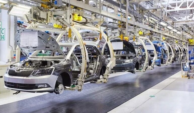 63 yıllık dev fabrika el değiştirdi: Yılda 50 bin araç üretecek
