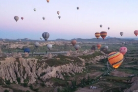 balon-turizminde-ilk-yarida-308-bin-yolcu-tasindi-g7NnPEPj.jpg