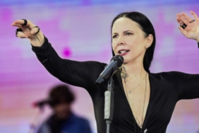 biletleri-kapis-kapis-gitmisti-40-bin-kisiye-konser-veren-sebnem-ferah-sahnelere-ara-verme-HmSbUia6.jpg
