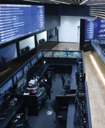 borsa-istanbulda-gong-sa-ra-guc-icin-caldi-AxL9d3qq.jpg