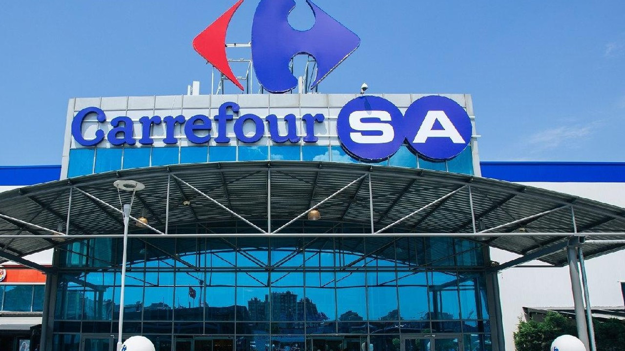carrefoursa-resmen-aydin-kume-bunyesine-gecti-11Lh7JXW.jpg