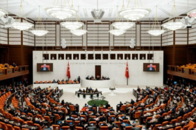 en-dusuk-emekli-ayligi-teklifi-asik-r-oldu-4vuRLGvk.jpg