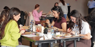 gencler-sanat-yolunda-qwqEX6VV.jpg