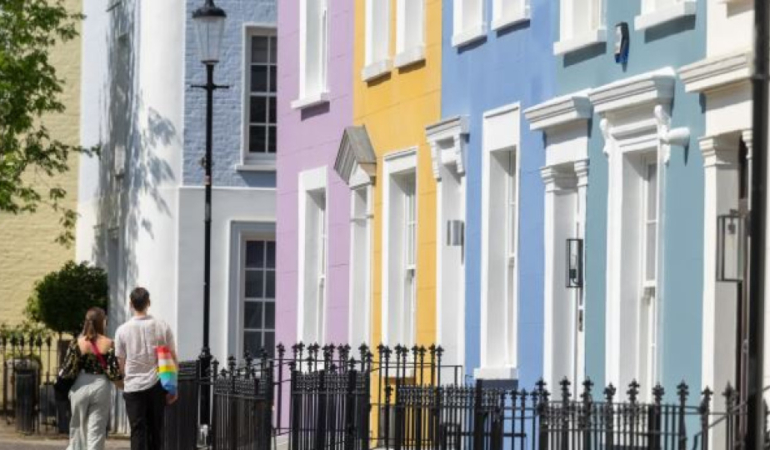 Londra konut fiyatlarında Aralık 2023’ten bu yana en büyük yıllık düşüş