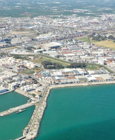 mersin-serbest-bolgede-gunes-gucu-yukseliyor-MmDlLMEE.jpg