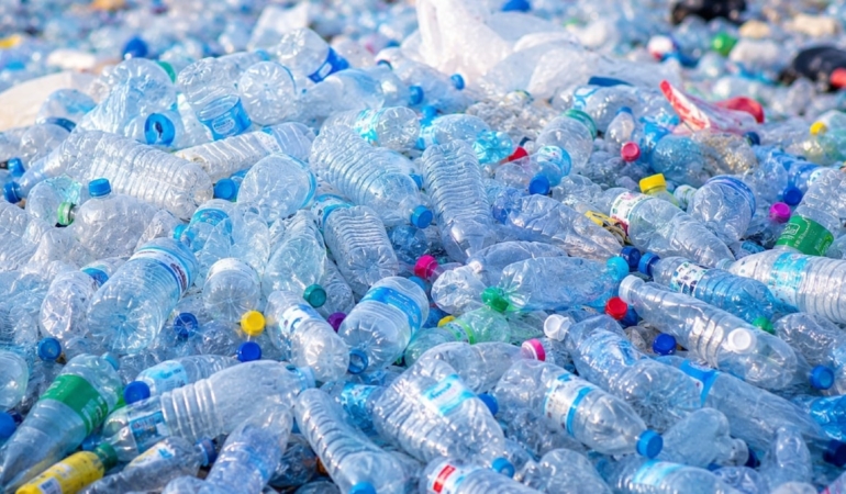Plastik atıklar jet yakıtına dönüşecek
