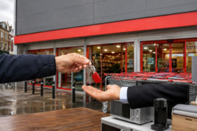 sainsburys-argosu-satin-alma-bedelinin-onda-birine-satiyor-j84J114U.jpg