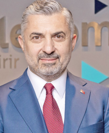turk-telekom-ceosu-sahin-her-adimda-amac-daha-yesil-ve-adil-bir-dunya-gRtaS4Sr.jpg