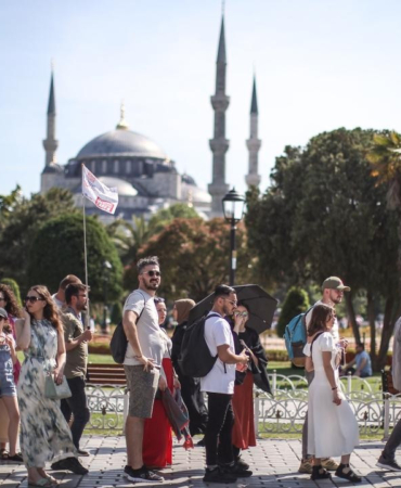 turkiye-dunya-turizminde-birinci-4e-yukseldi-italya-ve-yunanistani-geride-birakti-BpIlnn4q.jpg