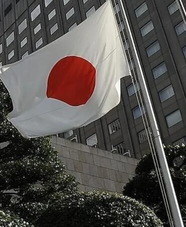 yendeki-deger-kaybi-japon-ekonomi-yonetimini-zorluyor-6wFhIUQ7.jpg