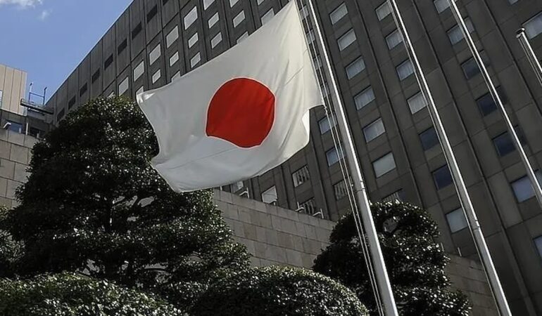Yendeki değer kaybı Japon ekonomi yönetimini zorluyor