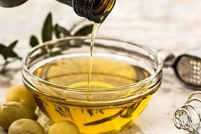 abdnin-zeytin-ve-zeytinyagina-yeni-ek-tarife-AZrLVFUK.jpg