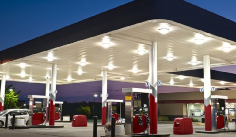 Araplar Türk akaryakıt şirketine ortak oluyor: Dünyanın en büyük petrol şirketi askerlerle pazarlıkta