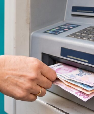 atmlerde-200-tl-donemi-ve-nakit-yonetimi-zorluklari-b2eqRyjn.jpg