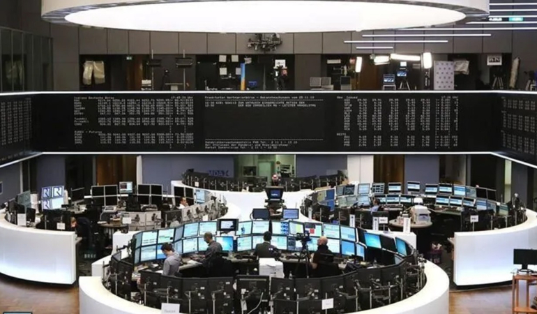 avrupa-piyasalarinda-temmuz-verileri-ve-kuresel-gelismelerin-etkisi-c6qpm3qm.jpg