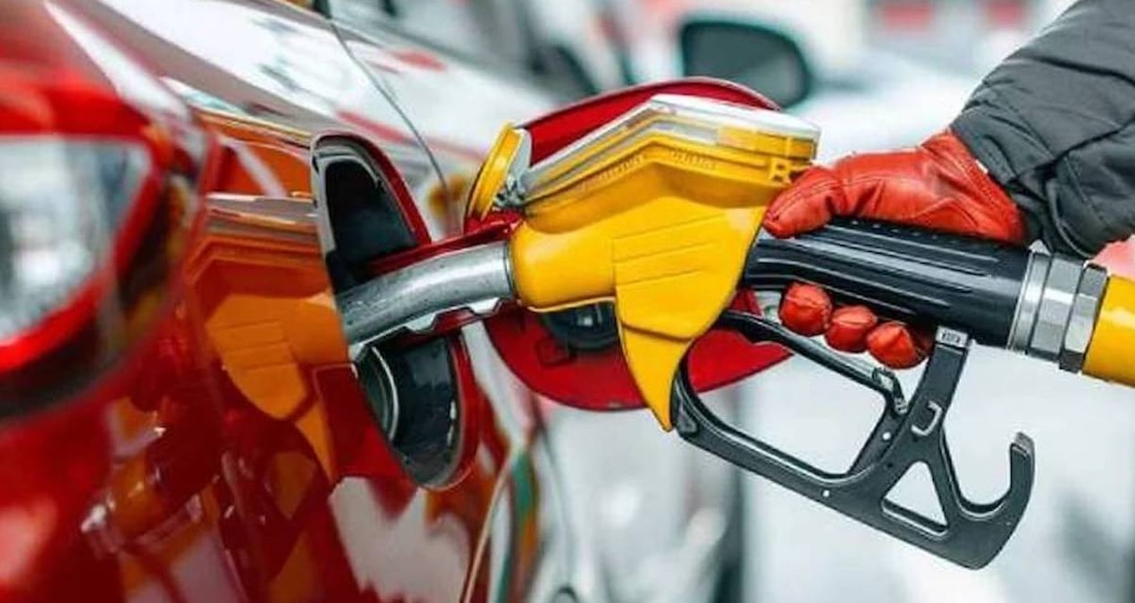 benzine-pazartesi-gece-yarisi-156-tl-zam-bekleniyor-LLIzFvNL.jpg