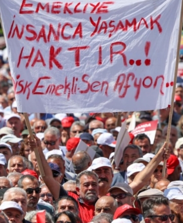 emeklilerin-yeni-siyasi-yolculugu-tep-ve-eyp-birlesmesi-lhyRYrKI.jpg