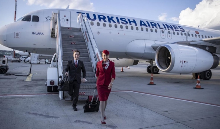 istihdamda-gerileme-kamu-ve-ozelde-isten-cikarmalar-suruyor-8G3fyHJq.jpg