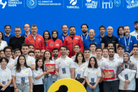 turkcell-ve-t3-vakfi-is-birligiyle-5g-ve-yapay-zek-destekli-akilli-yol-guvenligi-cVdamM38.jpg