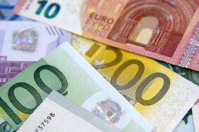 turkiyede-euro-ile-alisveris-yapmayin-cagrisi-yapildi-6RaxGbxb.jpg