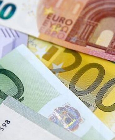 turkiyede-euro-ile-alisveris-yapmayin-cagrisi-yapildi-6RaxGbxb.jpg