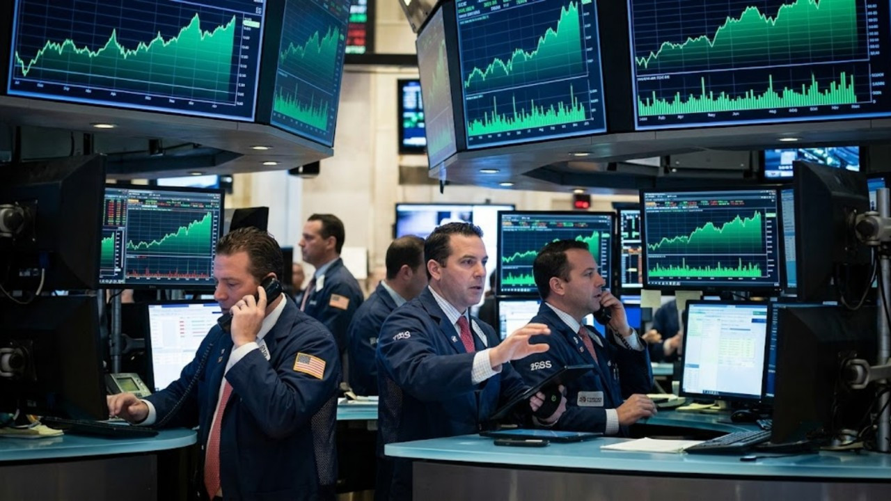 wall-streette-fomo-dalga-etkisi-kurumsal-ve-bireysel-yatirimcilari-hareketlendiren-dinamikler-yRN9LZ5f.jpg