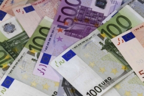 amcasinin-kasasinda-15-milyar-lira-buldu-euroya-cevrilemeyen-servetin-perde-arkasi-vcu3yQve.jpg