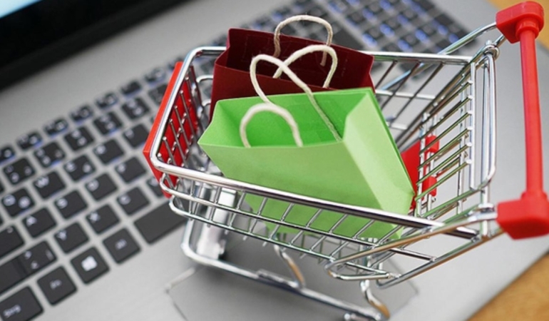 E-ticarette Sahte Etkileşimlere Yönelik Denetim Kararı