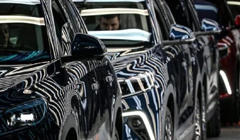 elektrik-sorunu-yuzunden-23677-jaguar-land-rover-araci-geri-cagrildi-dikkat-ceken-ibeVtJc7.jpg